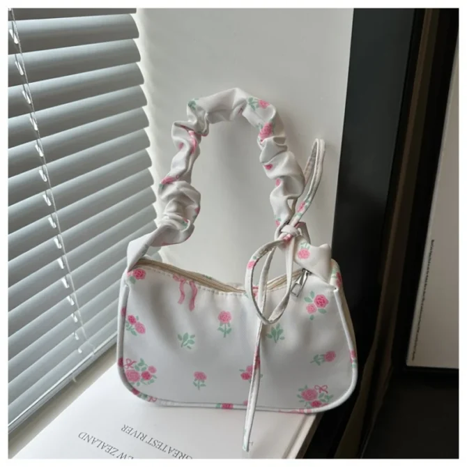 Women's shoulder bag under the arm bag lovely strawberry small square bag with a shoulder bag casual cross-body bag