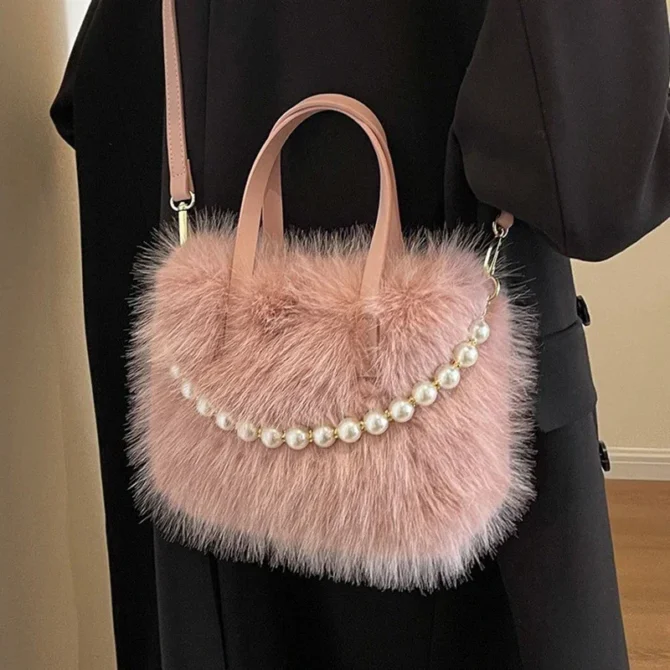 Fashion Furry Shoulder Messenger Bag Long Plush Pearl Chain Faux Fur Handbag Large Capacity Tote Bag Winter bags Zipper bag