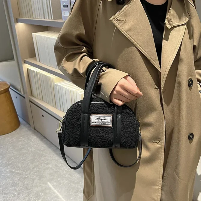 Fashion Green Lamb Wool Handbag Women's Bag 2024 New Small Plush Crossbody Bag Female Winter Clutches Designer Lady Hand Bags