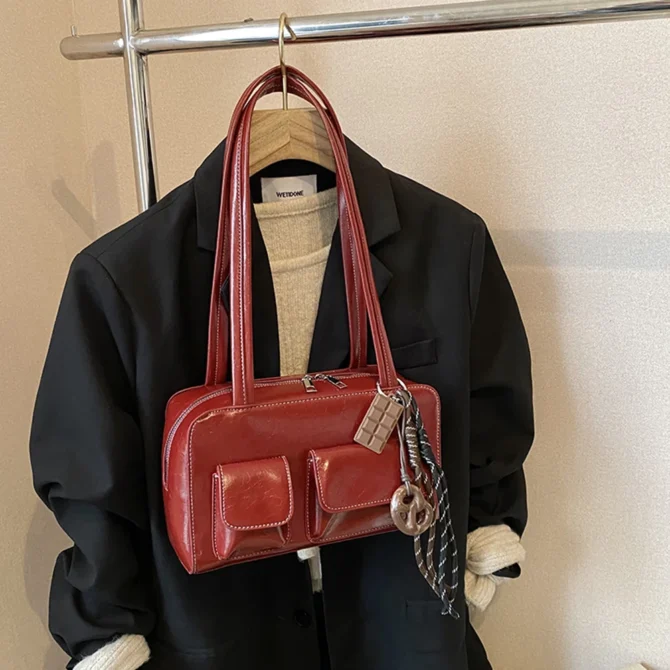 Vintage Faux Leather Women's Tote Handbag Y2K Designer Bag Large Capacity Simple Underarm Bags with Pendant Korean Shoulder Bags