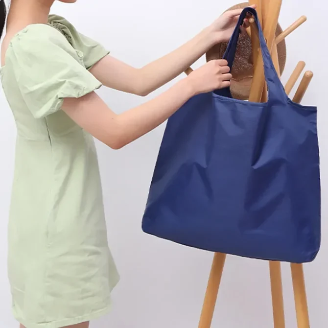 Waterproof Foldable Handy Shopping Bags Reusable Tote Pouches Recycle Shopper Groceries Storage Handbag Useful Beach Bags