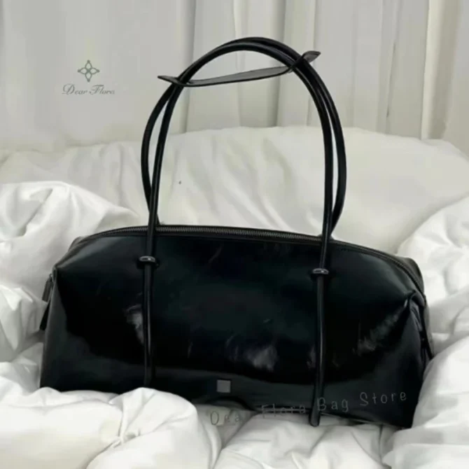 Y2K Women's Bag Large Capacity Boston Pillow Handbag Spicy Girl Fashion Motorcycle Shoulder Bags Vintage Large Capacity Tote Bag