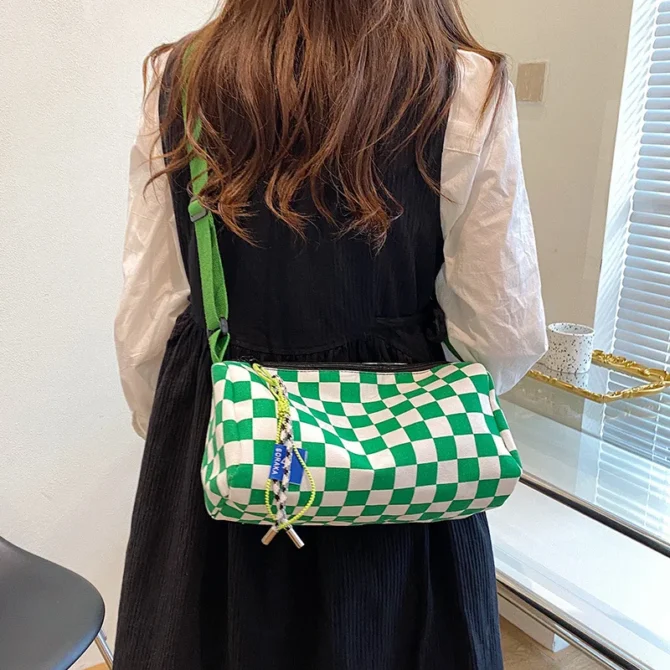 Children Bag Versatile Diagonal Crossbody Bags for Girl Wide Shoulder Boston Bags Fashionable Pillow Bag Purse and Handbags Sac